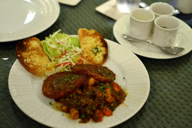 Veg Steak, BBQ Sauce and Garlic Bread