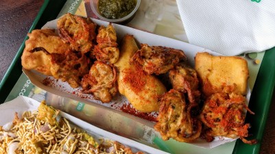 Barish Wale Pakode 1